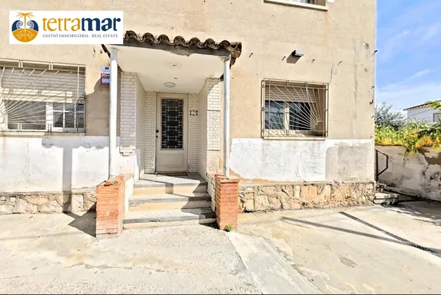 Amplia casa en una de las mejores zonas de Viladecans - zona albarrosa — 25
