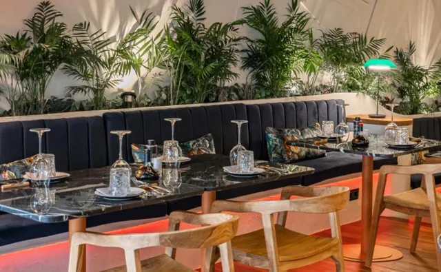 Restaurante 200m² en venta - Marbella — 8