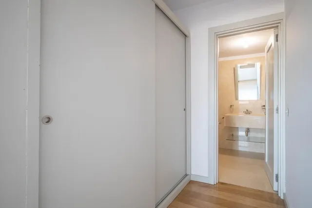 FUENTE DE LAS BATALLAS-PISO DE 197m2 EN EDIFICIO ZAIDA — 34