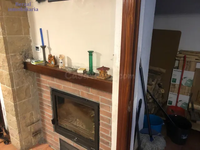 Casa de pueblo, para entrar a vivir, en entorno privilegiado - foto 3