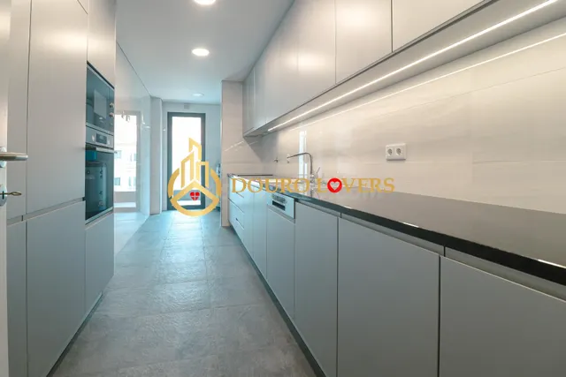 Apartamento 3 habitaciones 139m² en venta - Cedofeita - Sant - foto 3