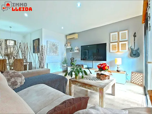 Piso con terraza y garaje en Cerdanyola del Vallès — 4