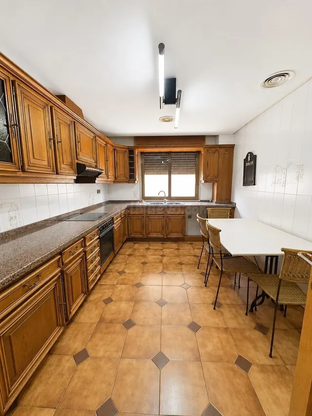Piso amplio en venta en el centro de Alhama de Murcia con ga - foto 5