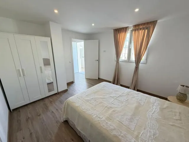 Casa 4 habitaciones 160m² en venta - Sector 25 — 12