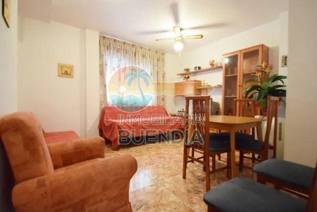 APARTAMENTO TOTALMENTE AMUEBLADO A 50 METROS DE LA PLAYA DEL