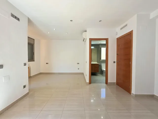 CASA CON JARDIN DE 4 habitaciones EN BARENYS — 18