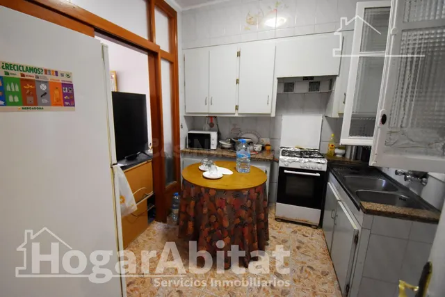 ¡CENTRO VILA-REAL! ESQUINERO Y LUMINOSO CON BALCÓN — 5