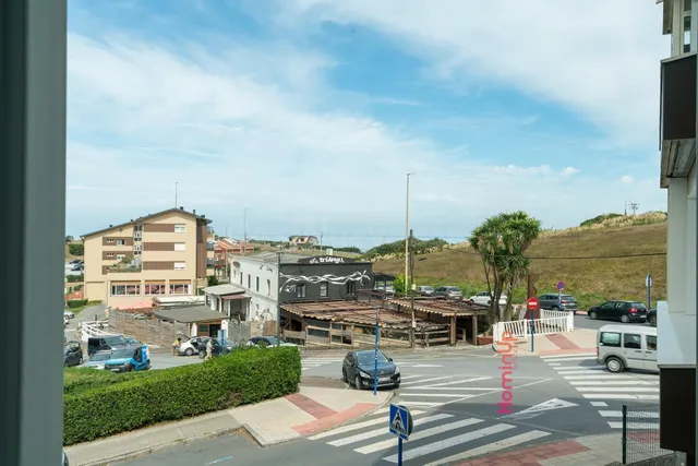 Se Alquila Amplia Vivienda de 3 Dormitorios y 2 Baños en Zon
