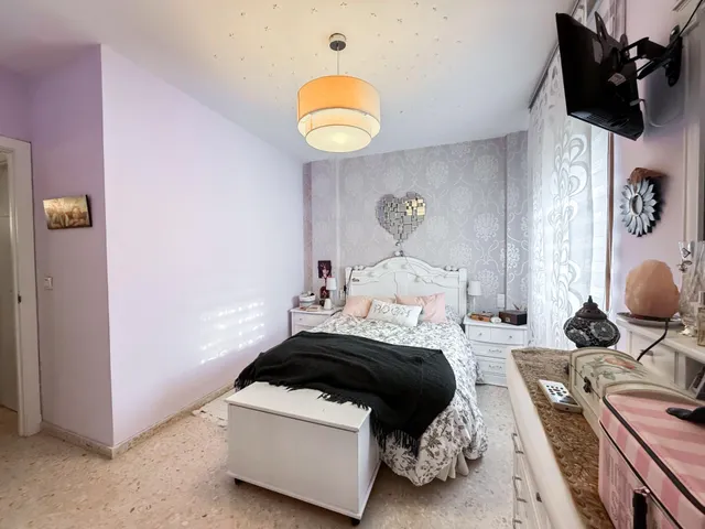 ADOSADA 3 DORMITORIOS EN CENTRO-OESTE — 40