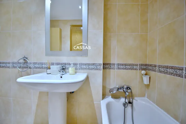 JARDINES DE MADRID con 2 habitaciones. Garaje, trastero y piscina. — 30