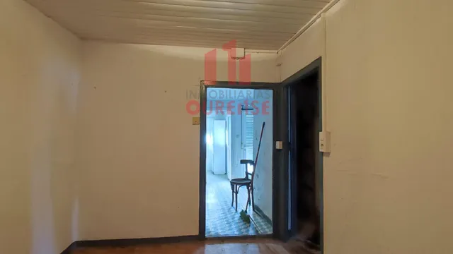 CASA PARA REFORMAR CON PARCELA DE MÁS DE 2000 METROS EN LA ZONA DE LA RESIDENCIA, PRÓXIMA AL HOSPITAL. — 29