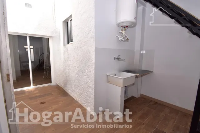 CASA REFORMA A ESTRENAR CON TERRAZA Y TRASTERO — 21