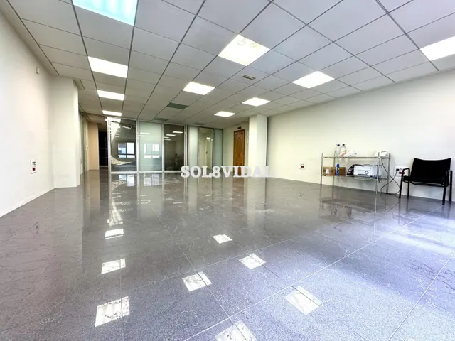 OFICINA EN VENTA/ALQUILER FRENTE AL COLEGIO DEL CARMEN – ORI - foto 5