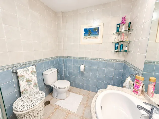 ## Ático de 2 dormitorios con gran terraza, vistas al mar y amplio garaje en La Finca, Chayofa — 16