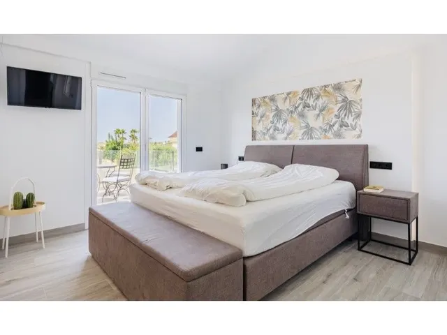 Villa 4 habitaciones 350m² en venta - Pueblo — 34