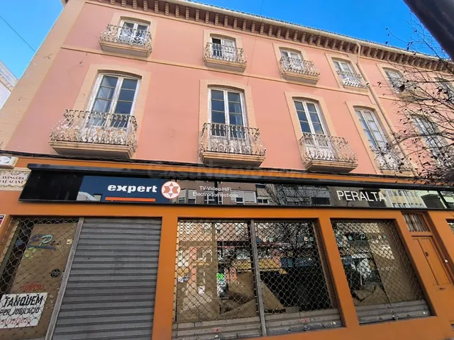 EDIFICIO EN EL CENTRO DE GANDIA (VALENCIA) - foto 2