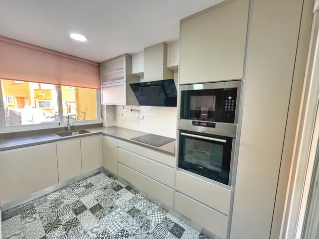 Espectacular bungalow en alenda golf — 3
