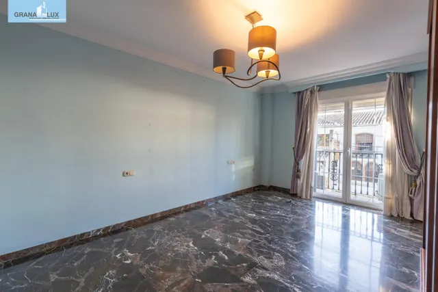 Casa adosada con terraza, vistas a Granada y Sierra Nevada, garaje y sótano — 36