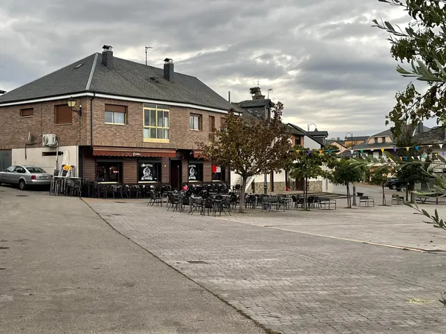 Venta de casa con bar en Toral de Merayo — 21