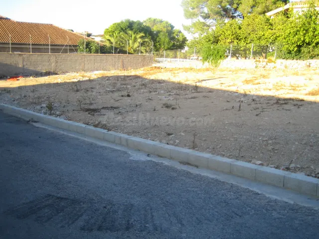 PARCELA URBANA EN VENTA EN EL RESPIRALL (ALZIRA) - foto 2