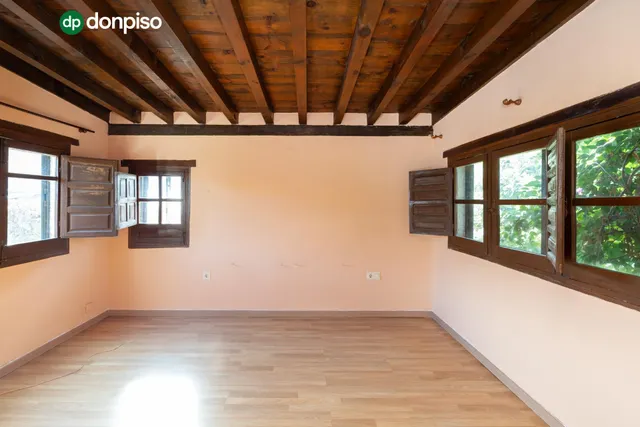 Preciosa casa en Ogíjares con piscina y jardín — 16