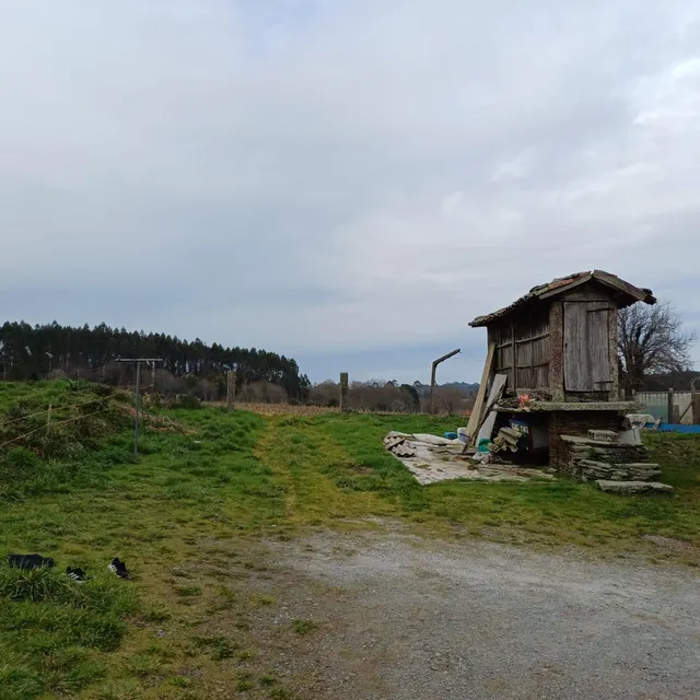 SE VENDE CASA DE ALDEA EN ARZUA PARA REFORMAR — 36