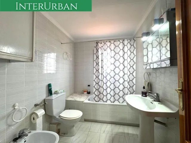 Chalet 5 habitaciones 268m² en venta - Urb. Montcati — 13