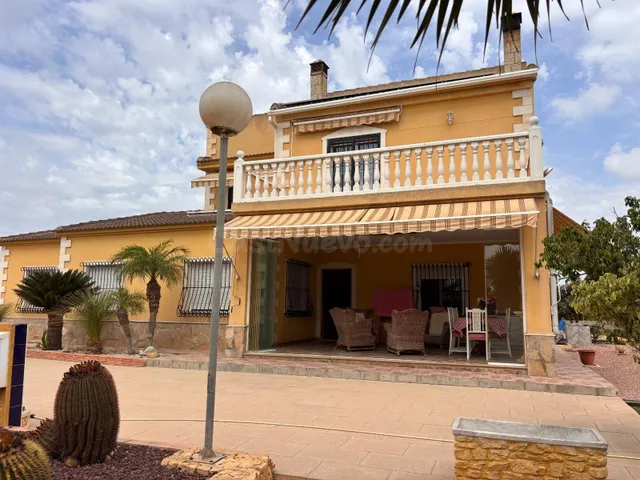 CHALET EN VENTA EN LA HOYA – ELCHE | 485.000 € — 4