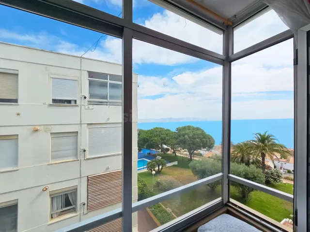 APARTAMENTO CON VISTAS