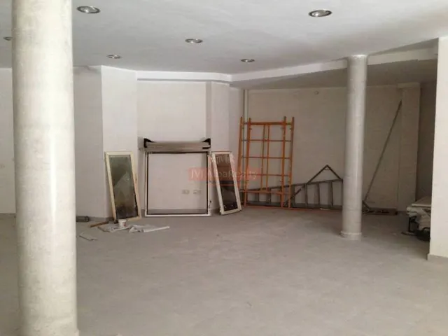 SE ALQUILA LOCAL COMERCIAL ZONA BARRIO PILAR — 2