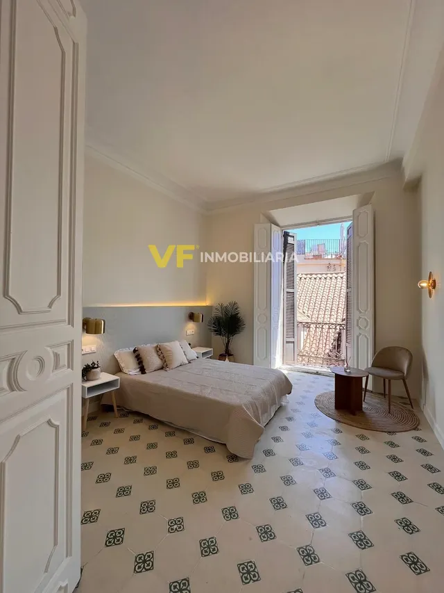 ¡Donde la elegancia clásica se encuentra con las mejores vistas de Málaga! — 41