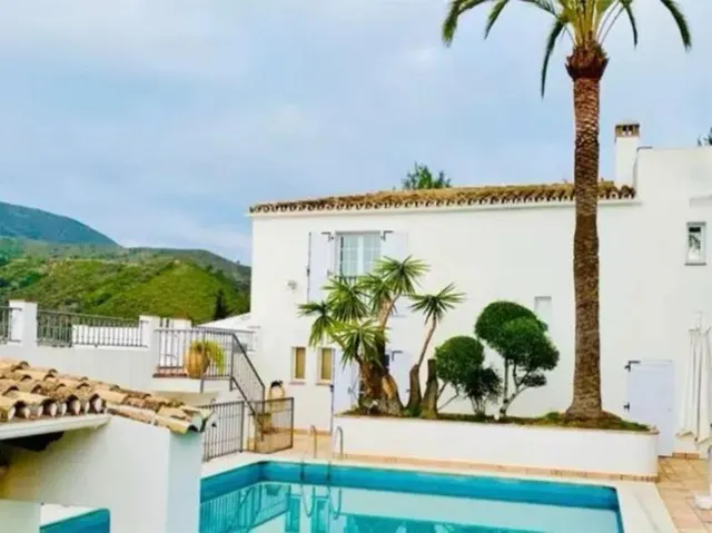 Chalet 8 habitaciones 1100m² en venta - Costa del Sol