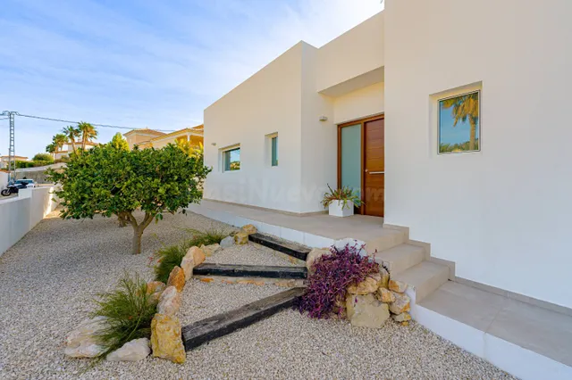 Villa Zeus. Villa moderna en venta en Calpe con vistas al ma - foto 5