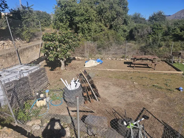Se vende parcela con casa prefabricada zona La Nucia — 27