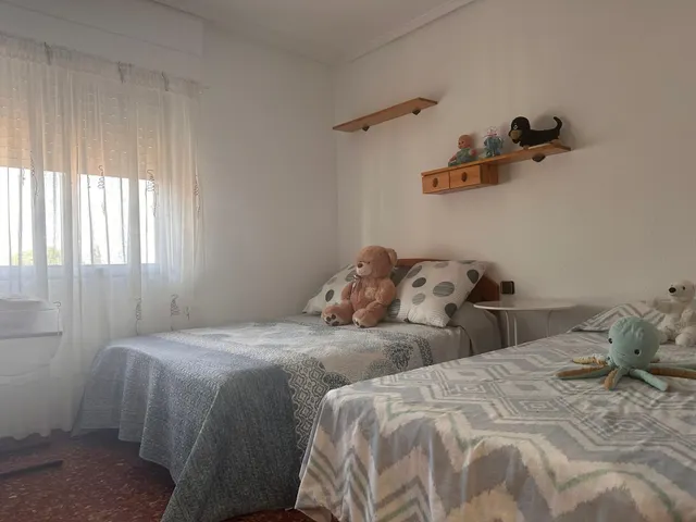 Luminoso piso de 3 habitaciones en Aldaia. — 21