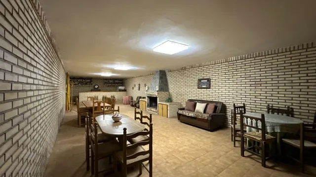 Casa independiente en la almunia de doña — 46