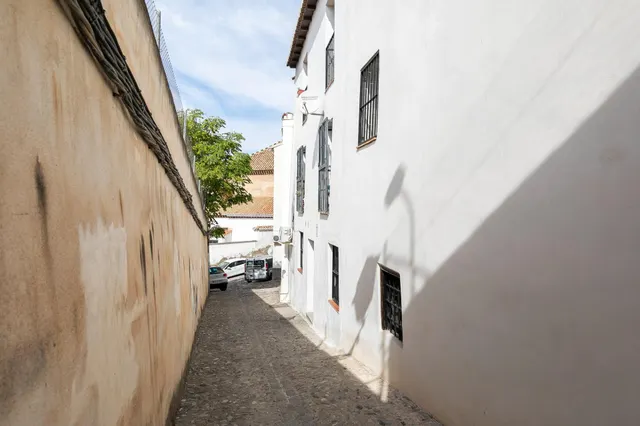 Casa unifamiliar reformada. — 23