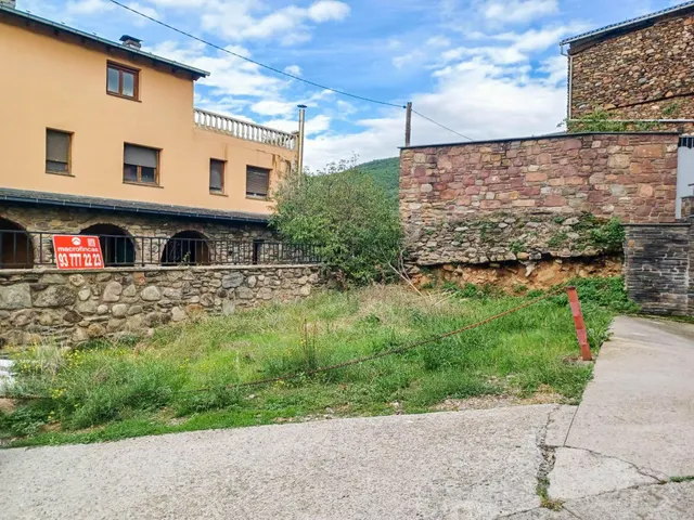Parcela en venta en Pla de Sant Tirs – a 10 minutos de La Seu d’Urgell — 2