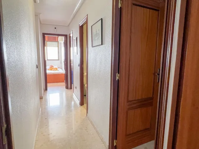 PISO DE CUATRO habitaciones EN EL CARMEN — 19