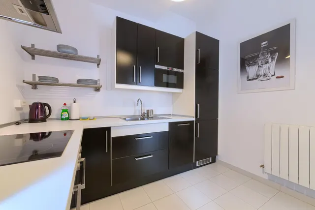 Se vende Espectacular piso con licencia turística a 7 min del Casco Viejo — 16