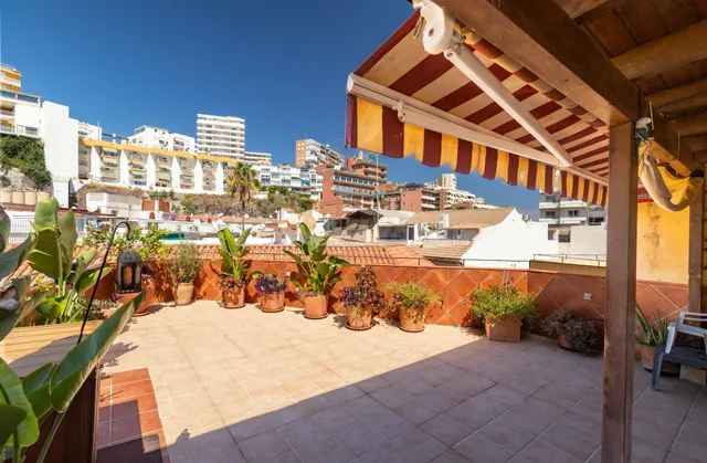 Atico en el bajondillo, con gran terraza , Parking, a 150 me