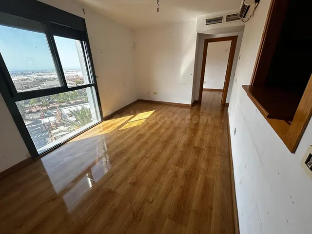Piso en La Gangosa: Tu Oportunidad de Inversión por solo €75 - foto 4