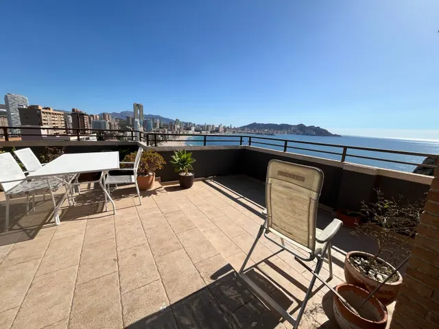 Se vende impresionante Atico de 2 dormitorios con vistas al mar con garaje y trastero — 23