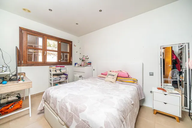 Chalet unifamiliar de 5 dormitorios y 5 baños, con piscina, garaje, ascensor y apartamento de invitados en Peguera (Calvià) — 34