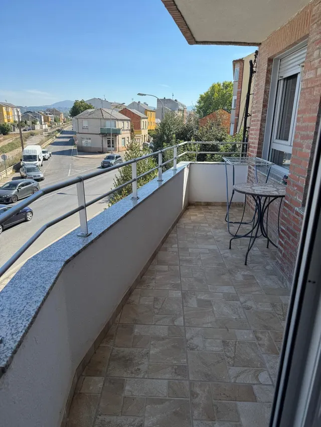 Amplio Piso en Alquiler en Fuentes Nuevas, Ponferrada - €500 — 12