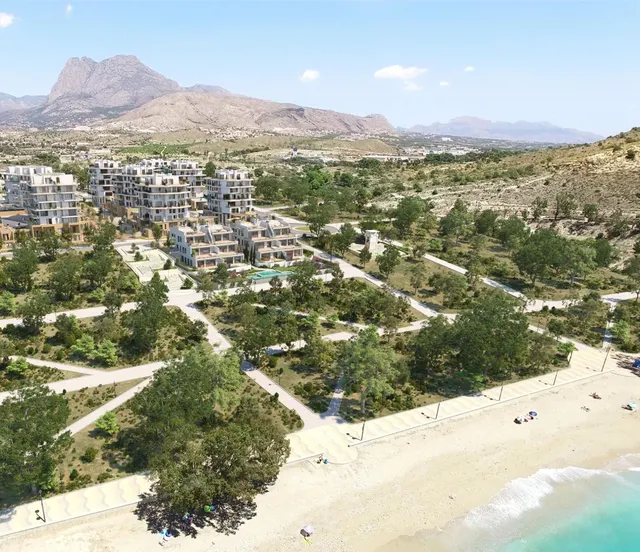 Doce exclusivas viviendas en primera línea del mar en Villajoyosa — 2