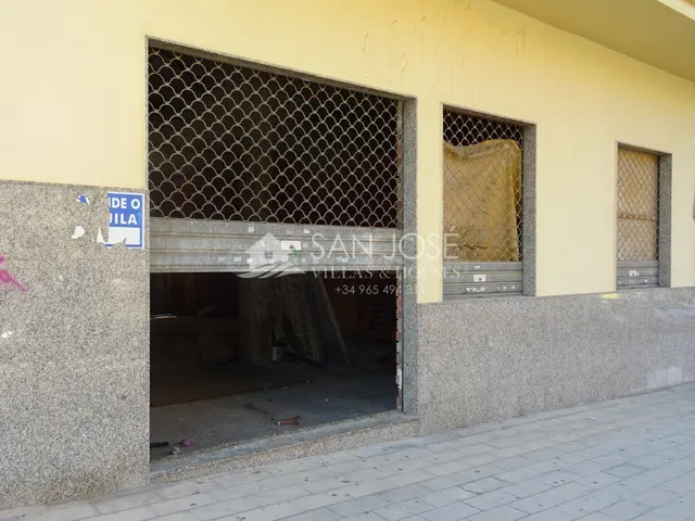 VENTA DE LOCAL COMERCIAL EN ASPE EN BUENA ZONA, CERCA DE COL - foto 2