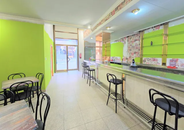 BAR / CAFETERÍA  EN ALQUILER EN ZONA CENTRO DE REUS — 22