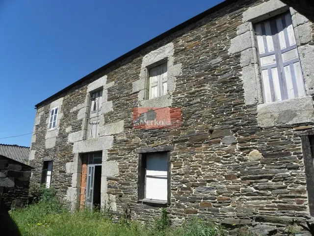 SE VENDE CASA DE PIEDRA SEMI-REFORMADA  CON FINCA CERRADA CERCA DE BÓVEDA — 3