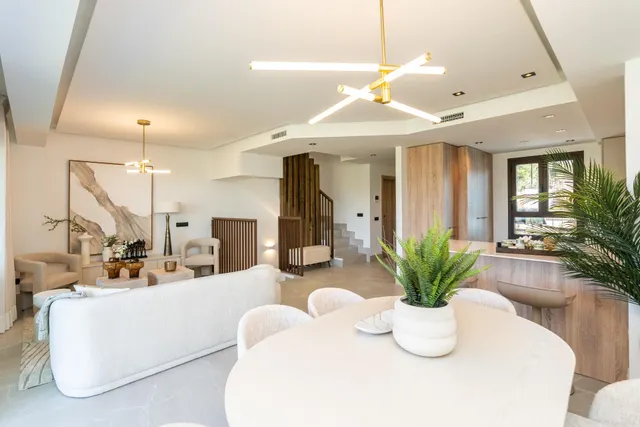 Un nuevo proyecto en La Cala Resort compuesto por 26 amplios adosados en primera línea de golf con vistas panorámicas sobre el residencial y el valle de Mijas. — 19